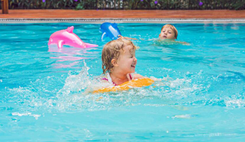 How Should We Deal With The Problem of Air Leakage in The Inflatable Pool?