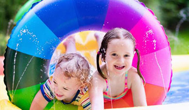 Can Lawn Inflatable Decorations Be used In the Rain?